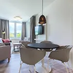 Godewindpark Deluxe-apartment 2-10 Mit Balkon Und Schoenem Gartenblick Apartmán