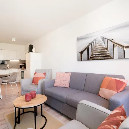 Godewindpark Deluxe-apartment 2-10 Mit Balkon Und Schoenem Gartenblick