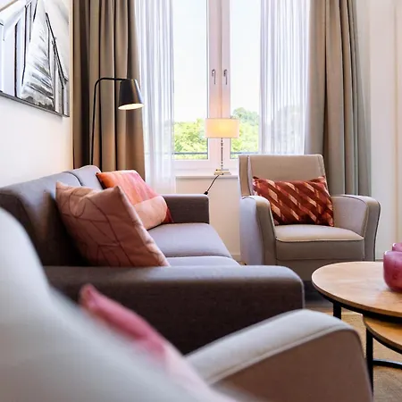 Godewindpark Deluxe-apartment 2-10 Mit Balkon Und Schoenem Gartenblick *